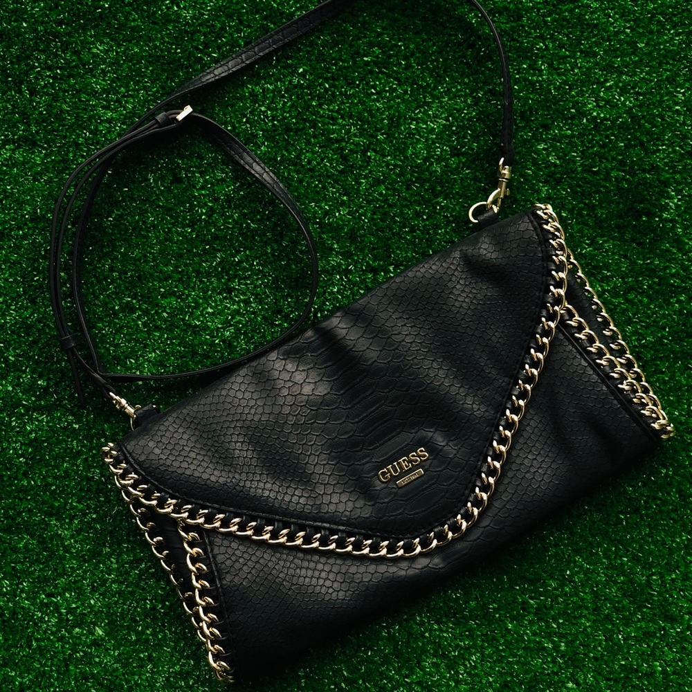 Black Guess crossbody